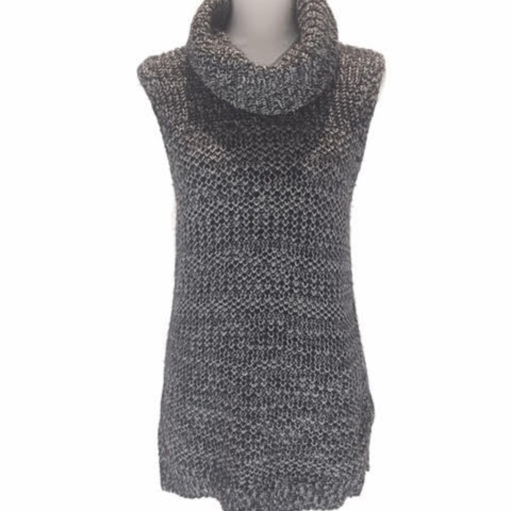 Sleeveless Turtleneck sweater | Tunic